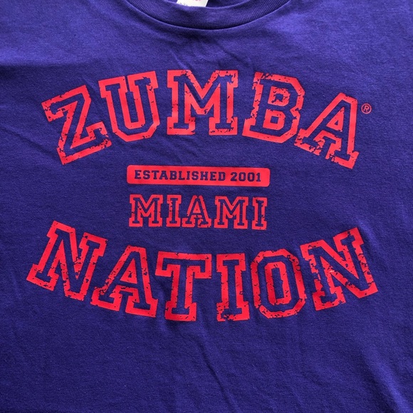 Zumba Wear Fitness Logo Graphics One Size Fits Most Purple T-Shirt Short Sleeves - Picture 3 of 13